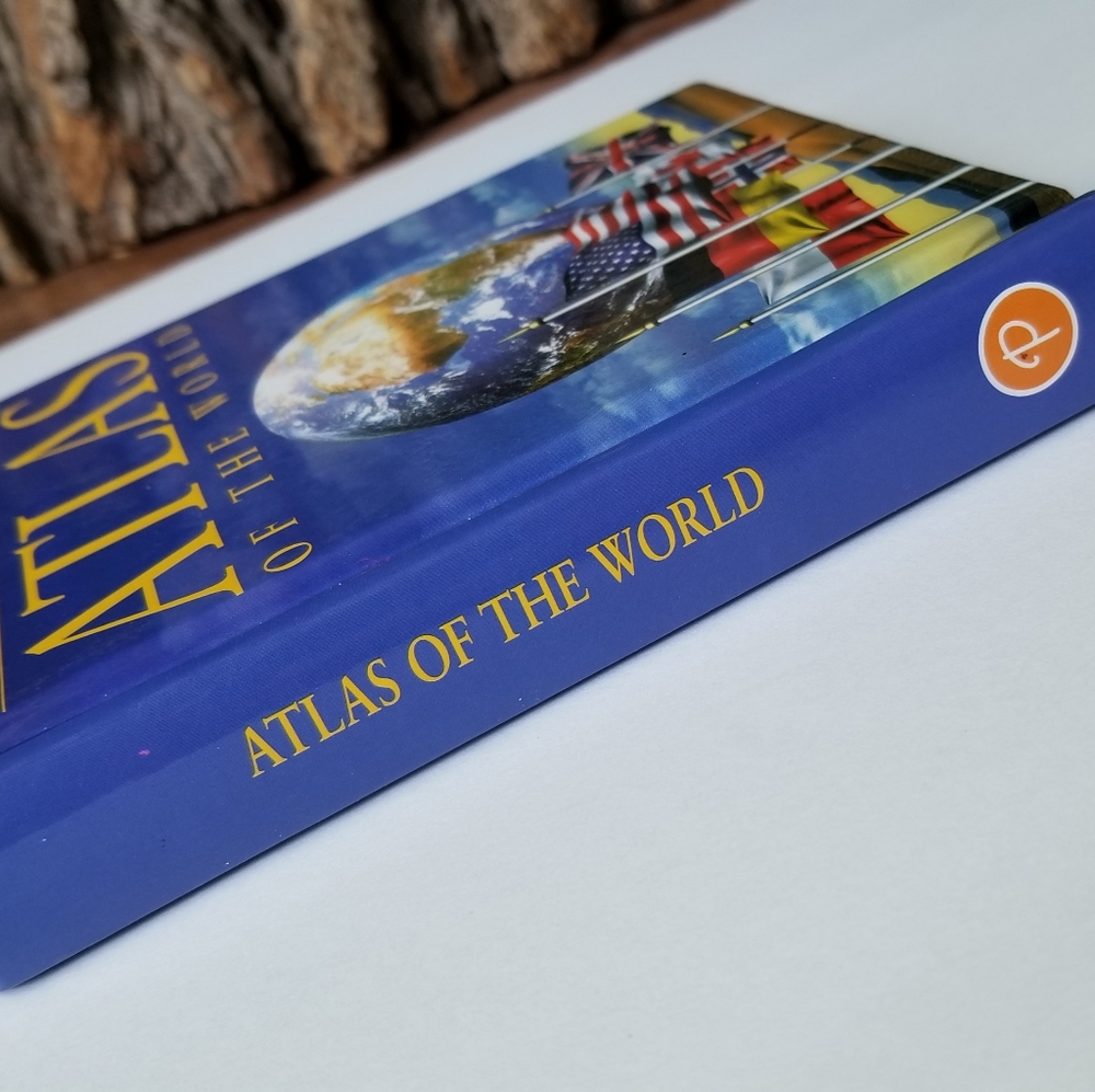 Mini World Atlas - Picture 2 of 6